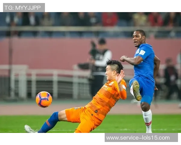 山东队与上海队在足协杯激战正酣谁能晋级下一轮的较量即将揭晓